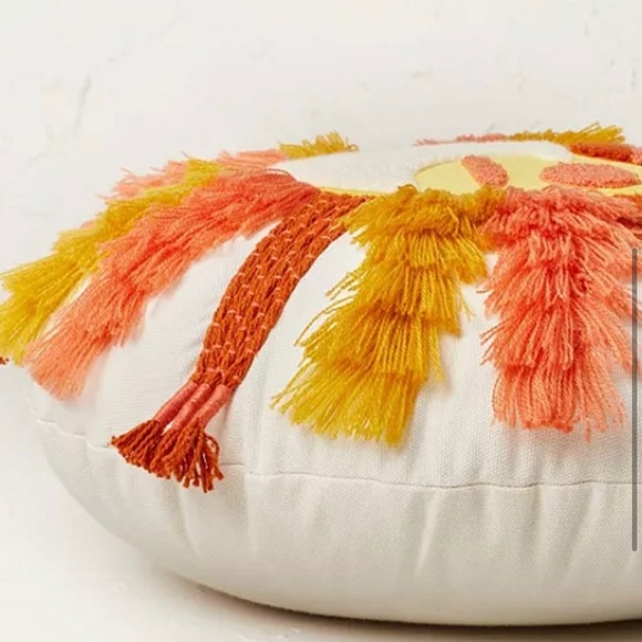 Opalhouse Jungalow Fringe and Embroidered Sun Round Throw Pillow 16" NWT - Picture 3 of 5